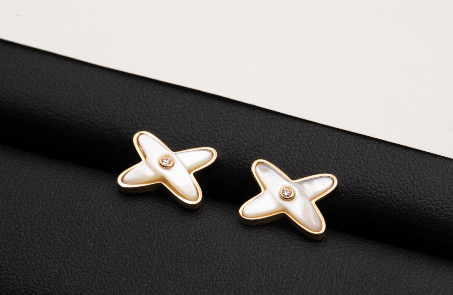 [Stars Jewelry]JEUX DE WHITE MOP PINK GOLD DIAMOND EARRINGS
