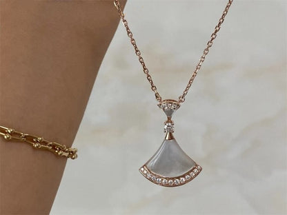 [Stars Jewelry]DREAM NECKLACE MOP PINK GOLD DIAMOND