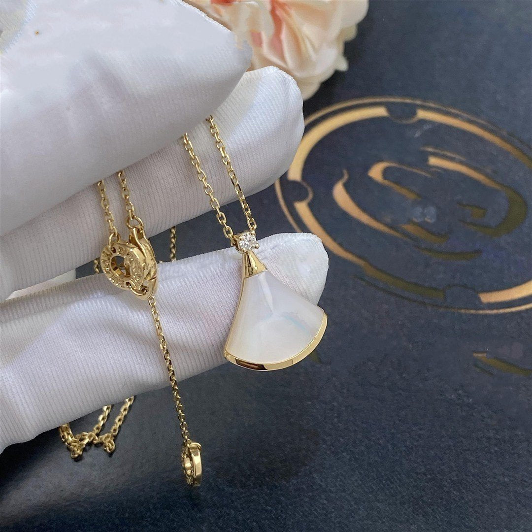 [Stars Jewelry]DREAM NECKLACE WHITE MOP GOLD 1 DIAMOND