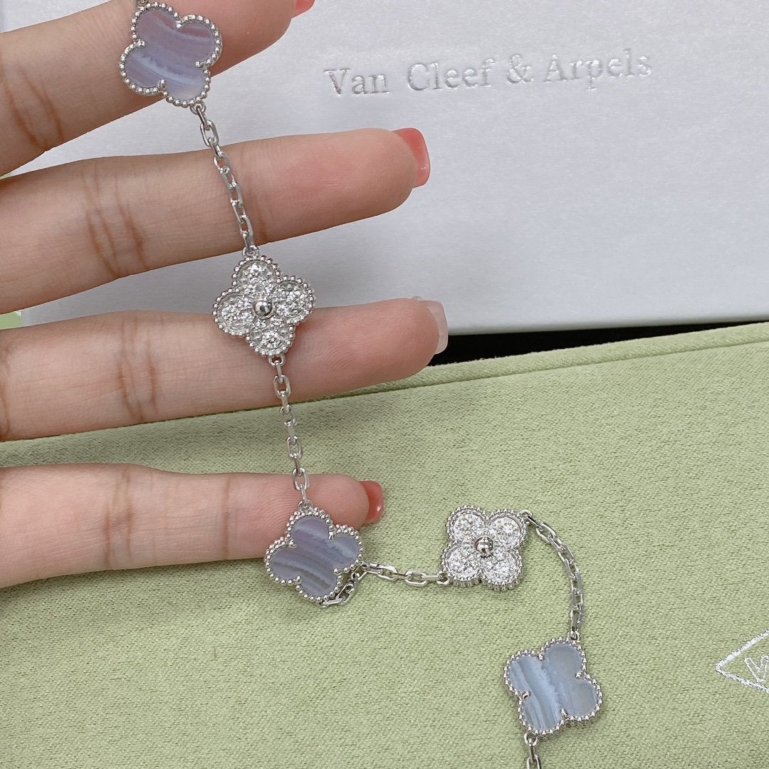 [Stars Jewelry] CLOVER 5 MOTIF PURPLE CHALCEDONY BRACELET COLLECTION