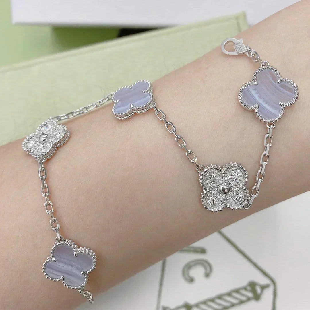 [Stars Jewelry] CLOVER 5 MOTIF PURPLE CHALCEDONY BRACELET COLLECTION