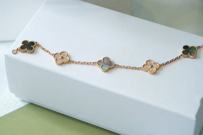 [Stars Jewelry] CLOVER 5 MOTIF GRAY MOP BRACELET COLLECTION