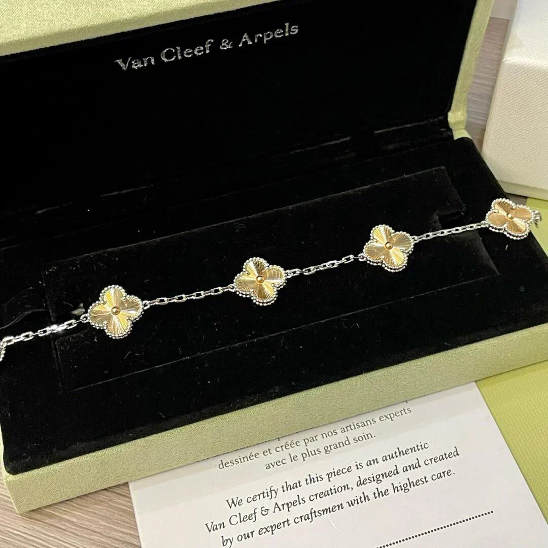 [Stars Jewelry] CLOVER 5 MOTIF LASER BRACELET COLLECTION