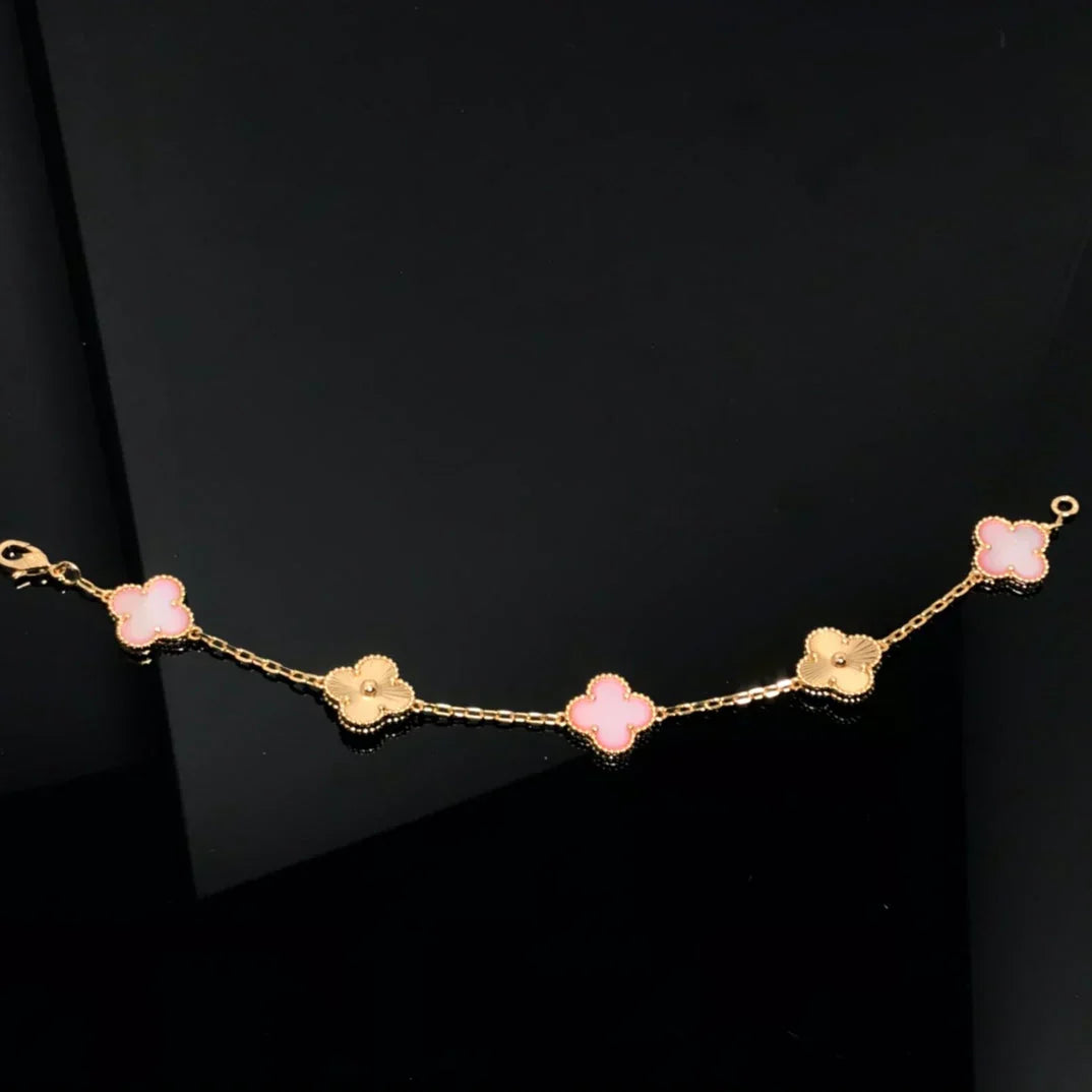 [Stars Jewelry] CLOVER 5 MOTIFS  PINK MOP BRACELET COLLECTION