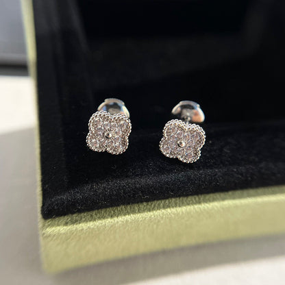 [Stars Jewelry]CLOVER MINI DIAMOND STUD EARRINGS